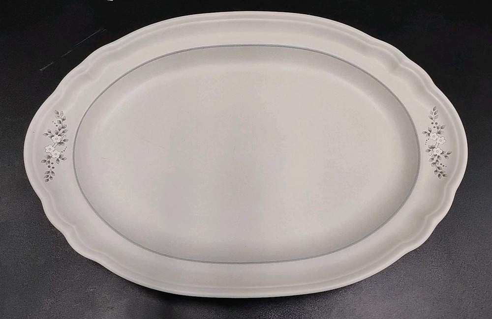 Pfaltzgraff Heirloom Oval Serving Platter 14 5/8 Gray White Flowers Large